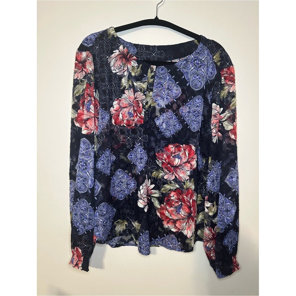 Chico's long sleeve floral blouse size 3 Front Buttons Color Navy Blue/Red.